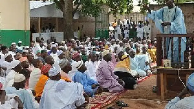 Bangui'deki Katolik kilisesini Müslümanlar koruyor