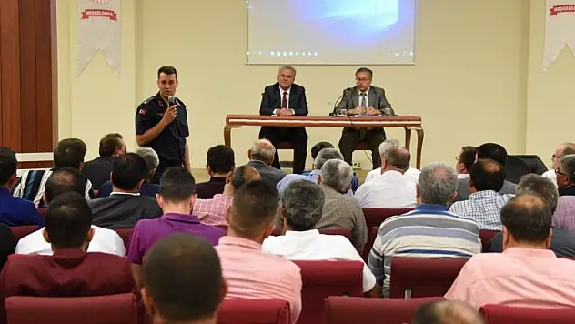 Muhtarlar Karatay'da buluştu