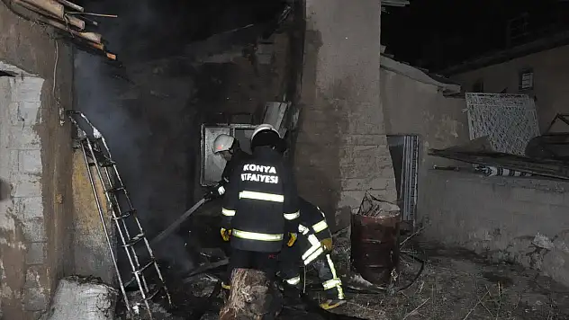 Konya'da iki evde yangın