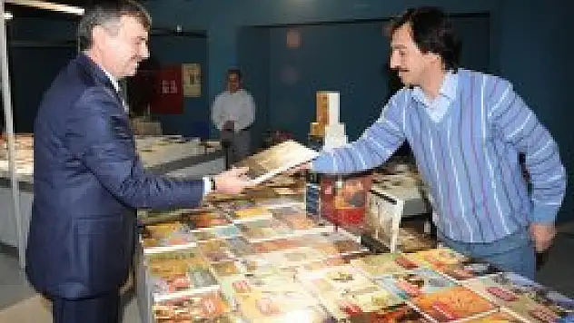 'Kitap Günleri'ni 98 bin kişi ziyaret etti