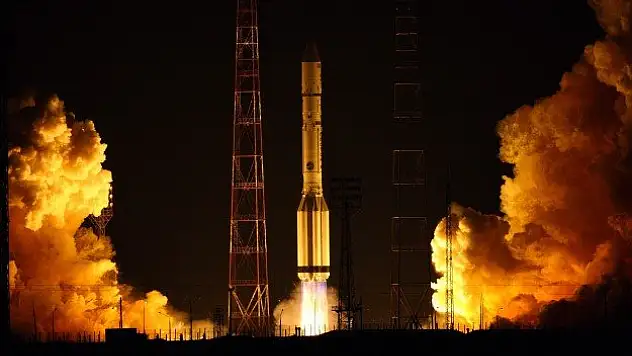 Çin uydu fırlattı