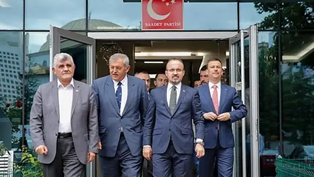 AK Parti'den Saadet Partisi'ne sürpriz ziyaret!