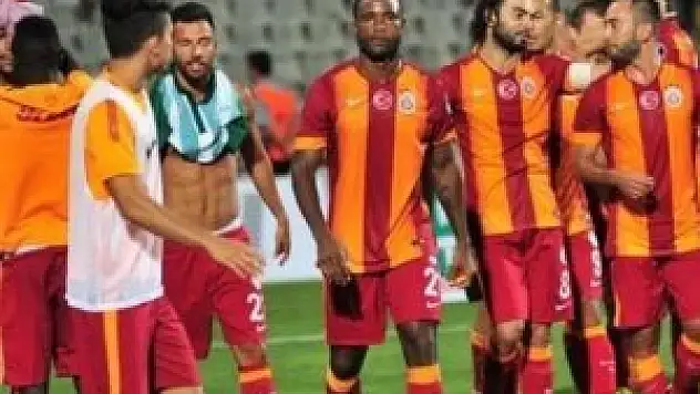 Galatasaray'a seyircisiz oynama cezası
