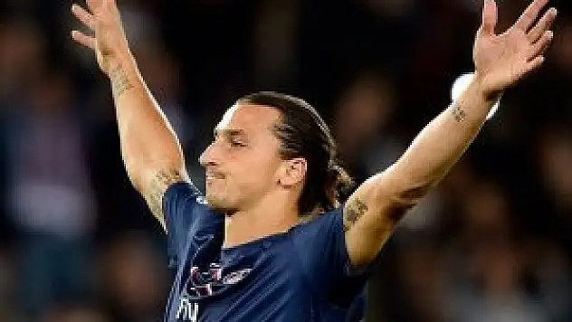 İbrahimovic İsveç futbol tarihine geçti
