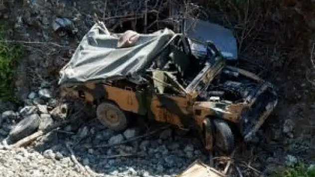 Diyarbakır'da askeri araç devrildi: 7 yaralı