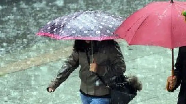 Ilık ve yağışlı hava geliyor