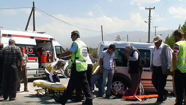 Konya'da trafik kazası: 3 yaralı