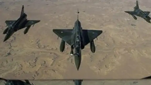 ABD ve Irak'tan IŞİD'e yoğun hava saldırısı