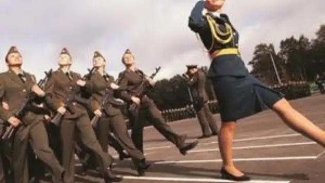 Batı'ya çifte uyarı