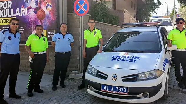 Bozkır'da trafik ve zabıta ekiplerinden 'trafikte yaya önceliği' denetimi yapıldı
