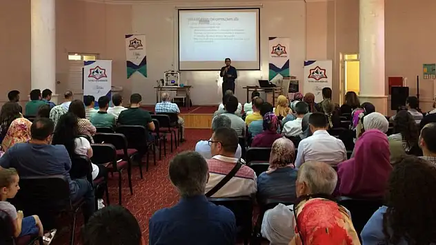 Bozkır'da öğretmenlere robotik kodlama semineri