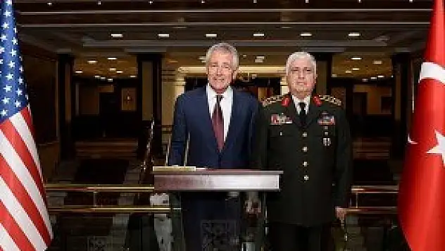 Özel ABD Savunma Bakanı Hagel ile görüştü