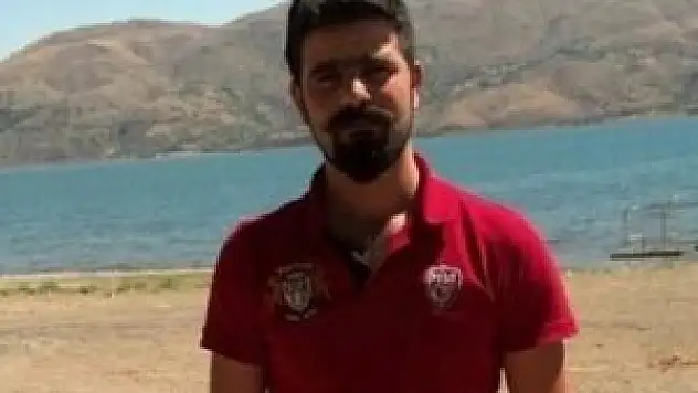 Polis memuru evinde ölü bulundu