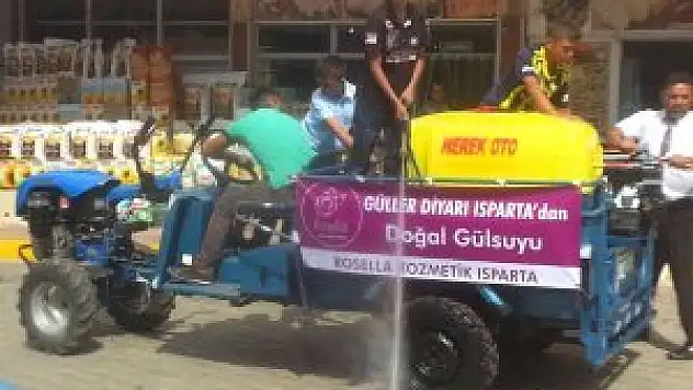 Davutoğlu için yollar gül suyuyla yıkandı