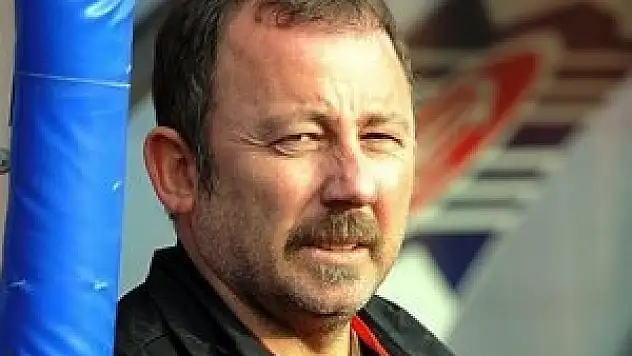 Selçuk İnan'ı eleştiren Sergen'e şok cevap!