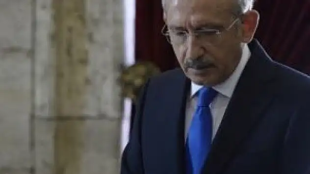 Kemal Kılıçdaroğlu'nun, Anıtkabir'deki gafı!