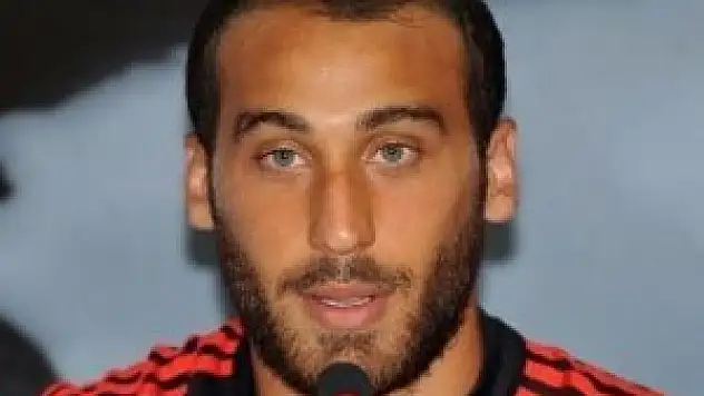 Cenk Tosun: Futbol takımı değiliz!