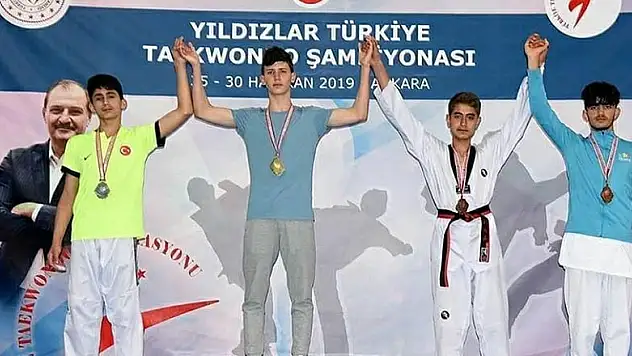 Beyşehirli tekvandocunun şampiyonluğu memleketinde sevinçle karşılandı