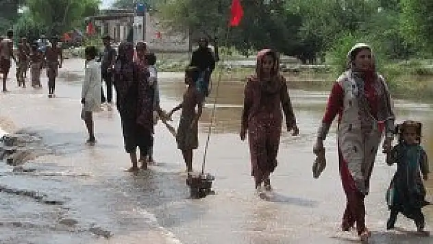 Yağışlar 457 can aldı