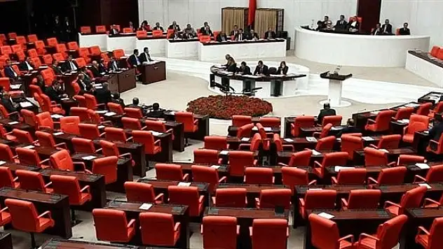 Hakim ve savcılar için maaş artışı Meclis'te