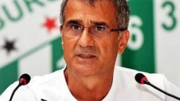 Şenol Güneş: Bu ülkeden futbolcu çıkmaz!