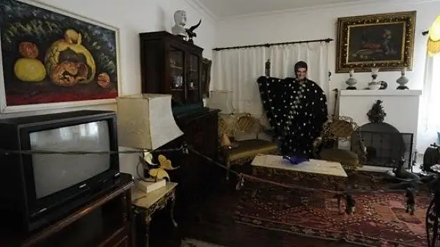 Zeki Müren Müzesi'ne ziyaretçi akını