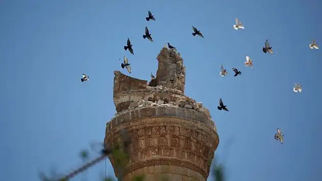Esed'den Şam'a hava saldırısı: 50 ölü
