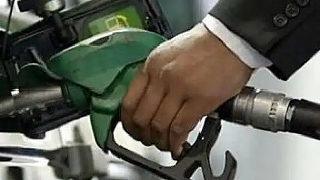 Benzinde sevindiren indirim!