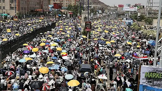 Yemen'de yüzlerce kişi birlik ve istikrar mesajı verdi