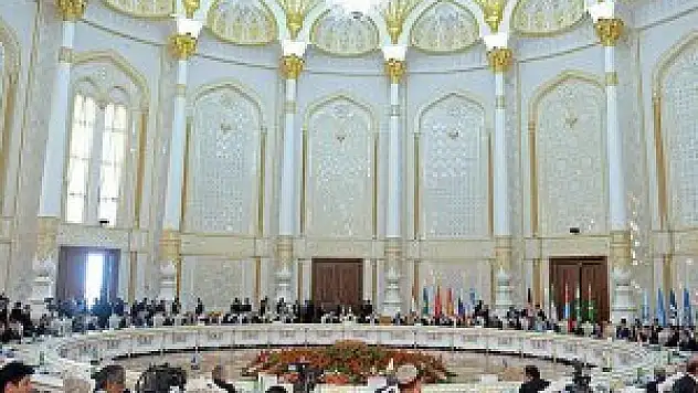 Üç gözlemci ülkeye ''Şanghay'' vizesi çıktı