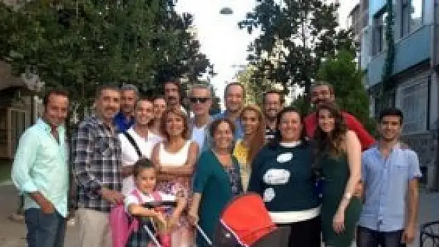 İki ünlü isim daha katıldı