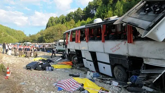 Antalya-Isparta karayolunda kaza: 13 ölü