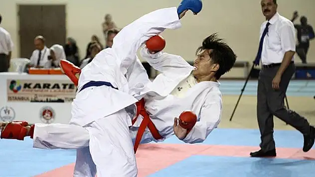 Milliler Bakü'de 6 madalya kazandı