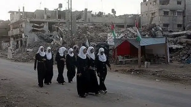 Gazze'de yeni eğitim-öğretim yılı başladı