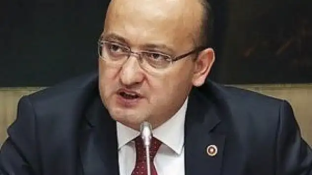 Bu saygısızlığı yapanlar milliyetçi olamazlar