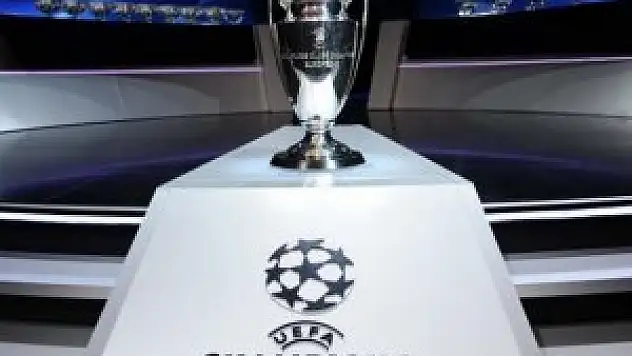 Ve perde açılıyor...