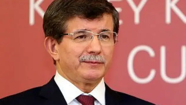 Başbakan Davutoğlu KKTC'yi ziyaret edecek