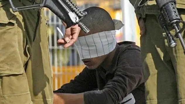 İsrail 18 çocuğu gözaltına aldı!