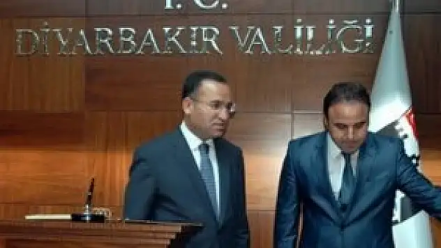 Bozdağ'dan 'Kürtçe okul' açıklaması