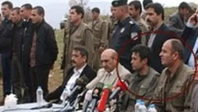 Teröristin elini sıkmadılar