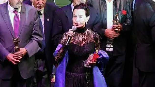 'Altın Koza Film Festivali'nde tüm sanatçılara ödül