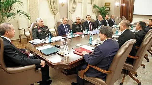 4 milyon kişi sınıra dayanır