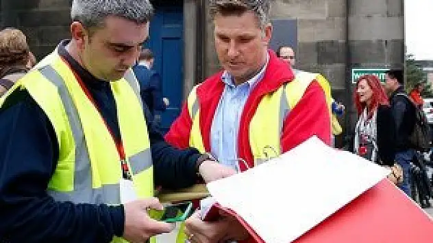 İskoçyalılar tarihi referandum için sandık başında