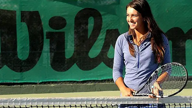 Şampiyon tenisçi yeni ilklerin peşinde