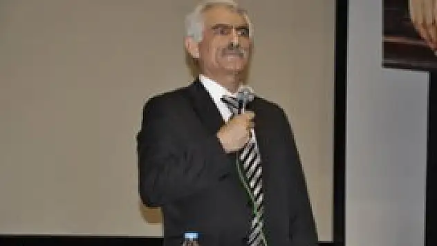 Belediyeden Mehmet Akif Ersoy konulu konferans