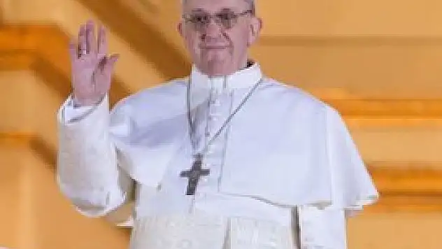 Yeni Papa Jorge Bergoglio oldu