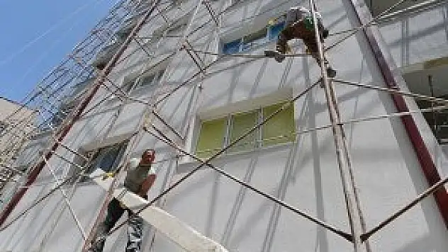 Dış cephe iskeleleri sağlamlaştırılacak