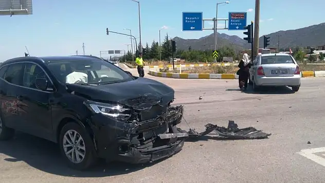 Seydişehir'de trafik kazası: 2 yaralı