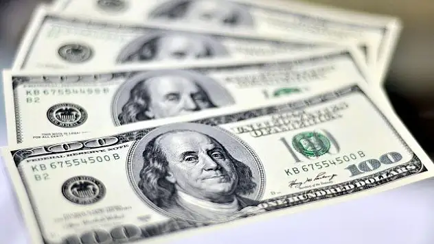 7 milyon sahte dolarla yakalandılar