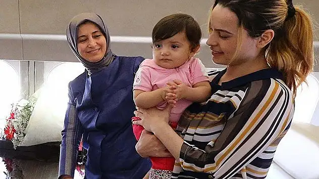 11 aylık Ela bebek yaşına ülkesinde girecek